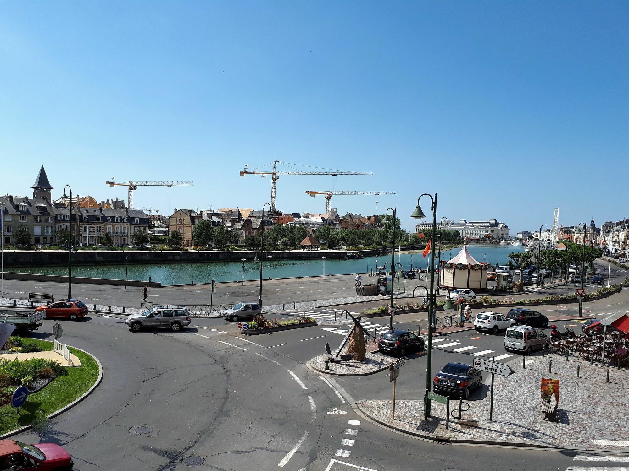 Hotel L'Estran Trouville-sur-mer Exteriör bild